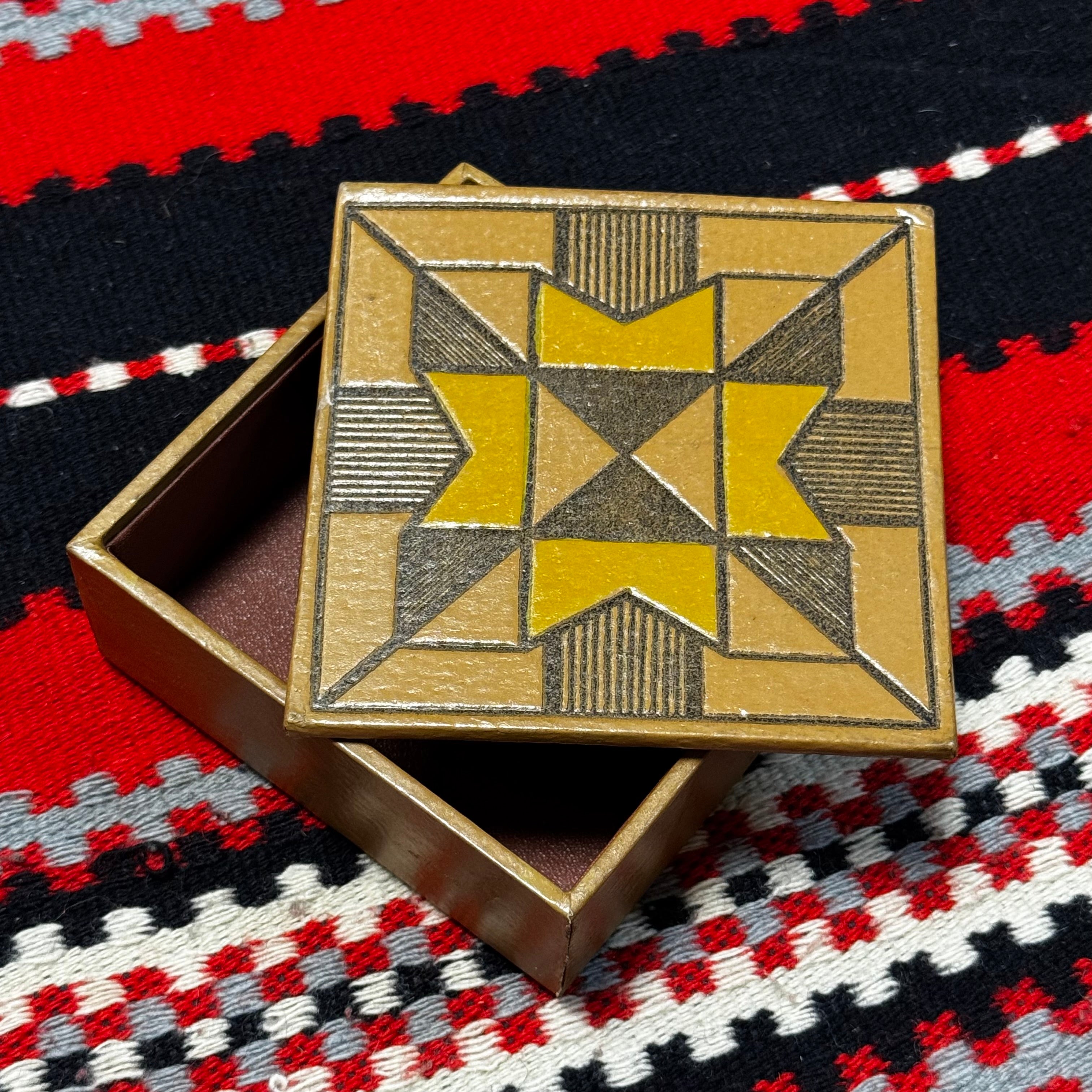 Vanaaegne ehetekarp